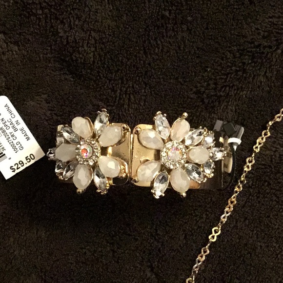 INC Gold, Crystal embellished Jewelry Set - Picture 4 of 6